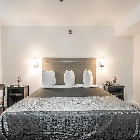 The Greens Hotel On Del Paso 새크라멘토 외부 사진