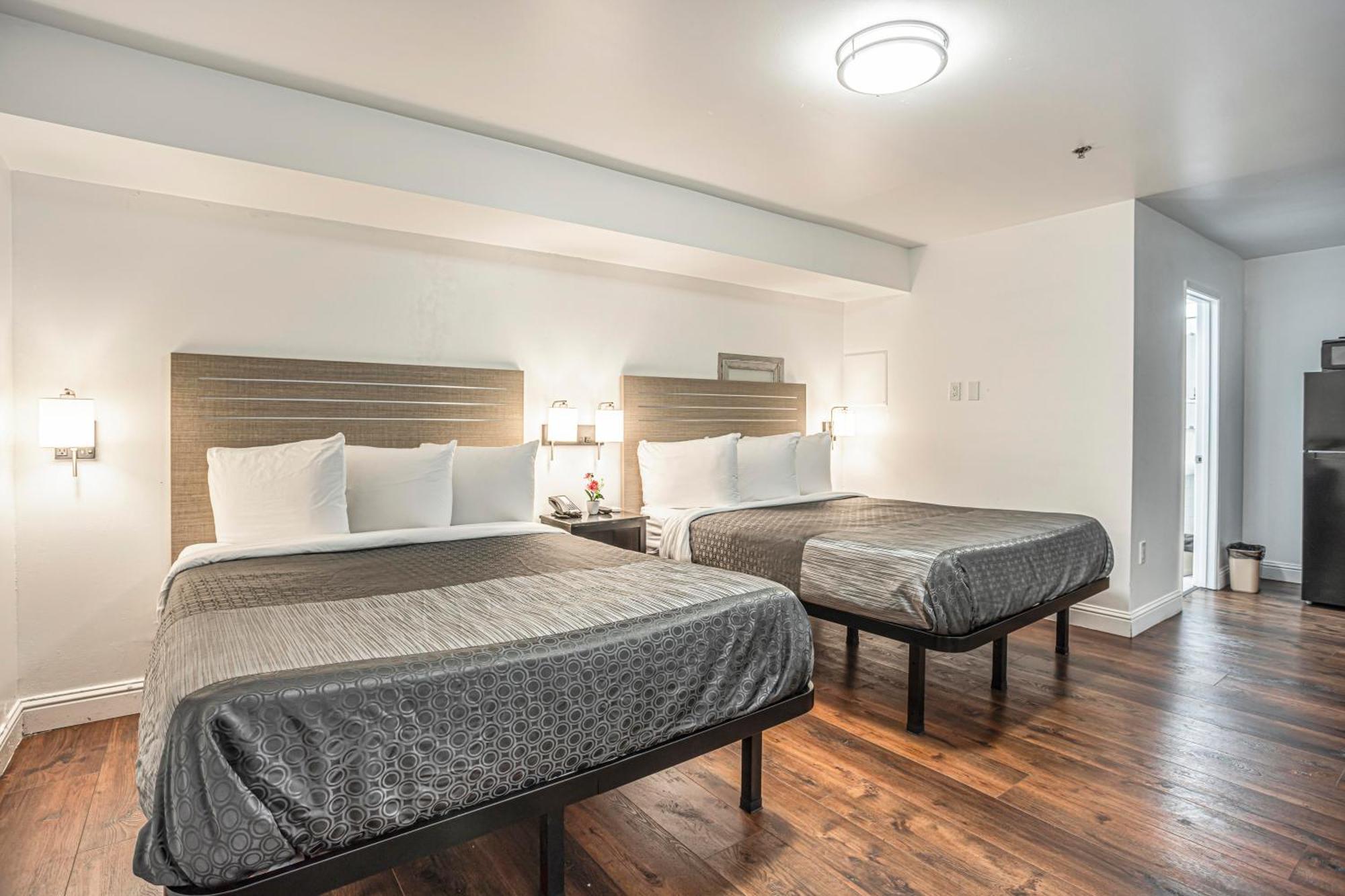 The Greens Hotel On Del Paso 새크라멘토 외부 사진